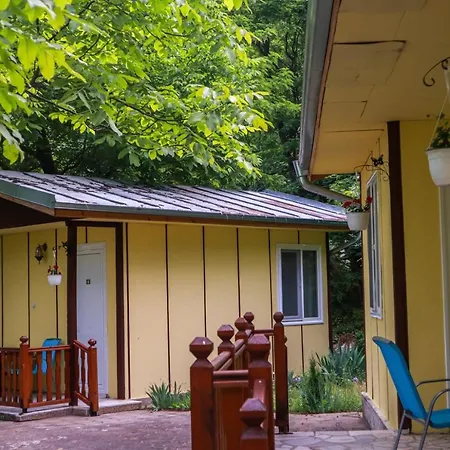 Bungalow In The Heart Of Nature For 2 Or 3 Persons * Kamena