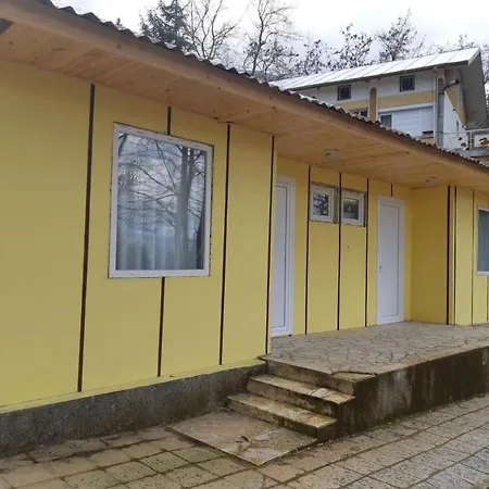 Bungalow In The Heart Of Nature For 2 Or 3 Persons Гостевой дом *